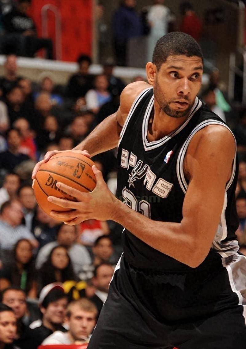 [中超]弗兰克头球摆渡 王钰栋垫射梅开二度